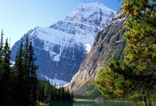 [NBA]东契奇脑后长眼 背传史密斯飙中三分.